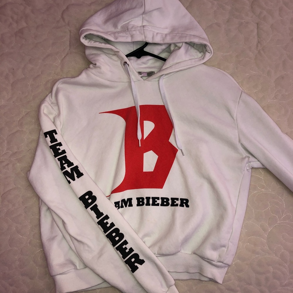 Team bieber crop hoodie